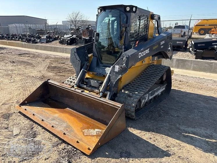 Used Deere Loader